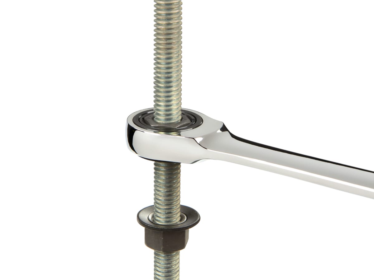 TEKTON Ratcheting Wrench end reaches over long threads